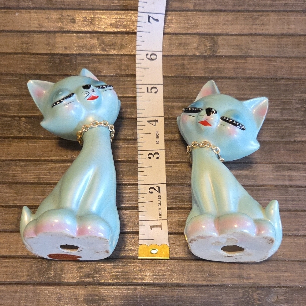 Elegant Blue Cat Figurines - Picture 15 of 15